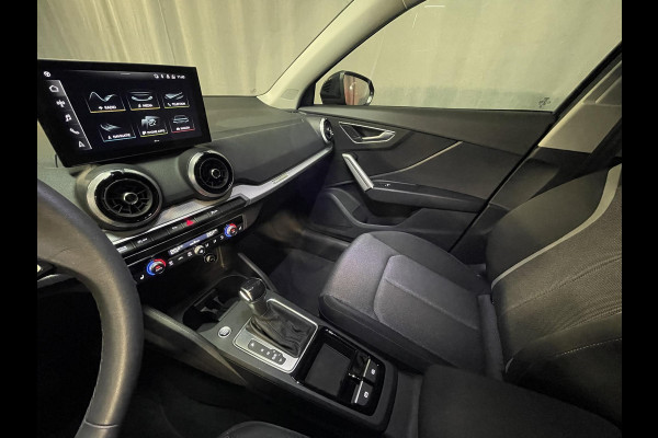 Audi Q2 35 TFSI S Edition 17"/Matrix LED/Camera/Adaptieve cruise/Keyless/PDC v+a/Stoelverwarming/Apple Carplay & Android Auto
