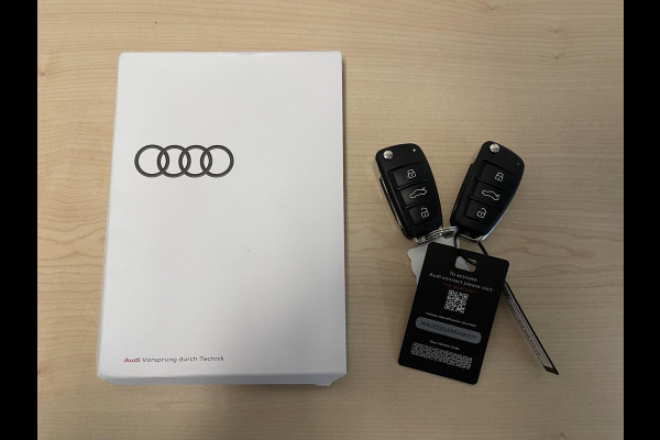 Audi Q2 35 TFSI S Edition 17"/Matrix LED/Camera/Adaptieve cruise/Keyless/PDC v+a/Stoelverwarming/Apple Carplay & Android Auto