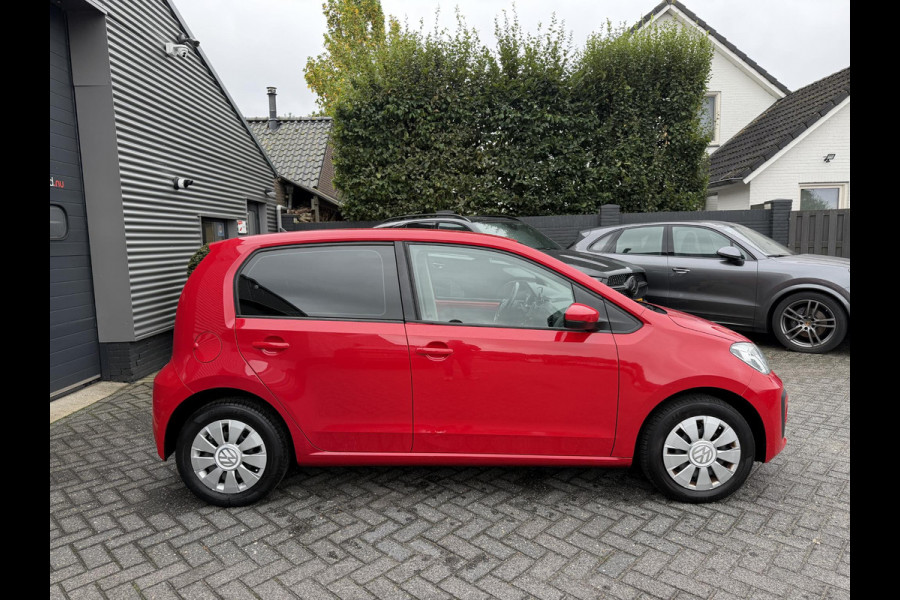 Volkswagen up! 1.0 BMT up! beats | Climate Control | Parkeersensoren | 5 Deurs |