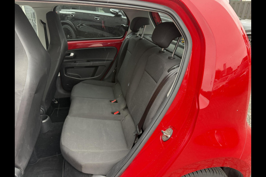 Volkswagen up! 1.0 BMT up! beats | Climate Control | Parkeersensoren | 5 Deurs |