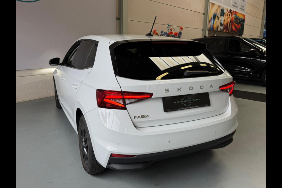 Škoda Fabia 1.0 TSI Business Edition Automaat, Carplay, Cruise Control