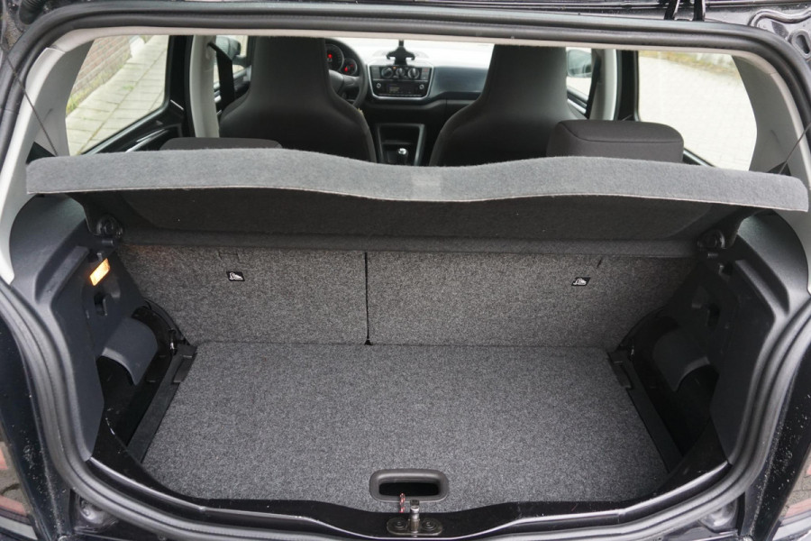 Volkswagen up! 1.0 BMT move up!/ALL-SEASON/DAB/BLUETOOTH/2E EIGN.