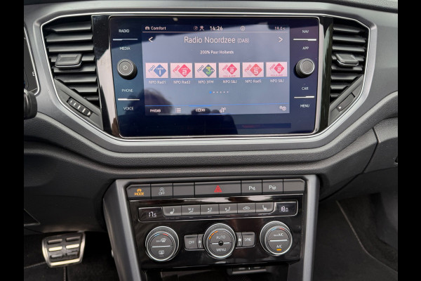 Volkswagen T-Roc Cabrio 1.5 TSI R-LINE, exclusief lederen sportinterieur, achteruitrijcamera, stoelverwarming, afneembare trekhaak