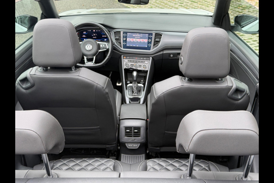 Volkswagen T-Roc Cabrio 1.5 TSI R-LINE, exclusief lederen sportinterieur, achteruitrijcamera, stoelverwarming, afneembare trekhaak