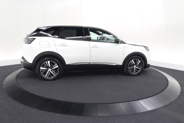 Peugeot 3008 1.6 Plug-in HYbrid 225 Allure | Camera | Dodehoekdetectie | Navigatie | Apple Carplay