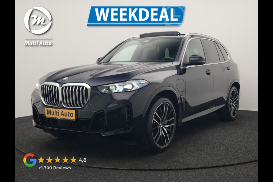 BMW X5 xDrive50e High Executive PHEV 490pk Dealer O.H. | Panodak Sky Lounge | M Sport | Luchtvering | Head Up | 360 Camera | Harman / Kardon | Nappa Lederen Comfortstoelen Memory & Verwarmd | Carbon Schwarz | Apple Carplay | Keyless | Blis | 22"L Plug In Hybrid |