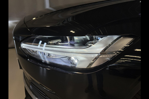 Volvo V90 2.0 T6 PHEV AWD Plus Bright 19"/Leder + memory l + r/Stoel + stuurverwarming/Adaptieve cruise/Harman Kardon/Dodehoek/Elektrische klep/Keyless
