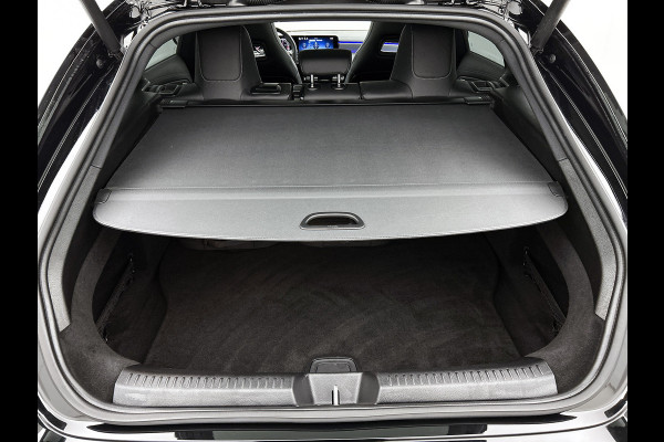 Mercedes-Benz CLA-Klasse Shooting Brake 250 e Star Edition AMG Line Plus Panoramadak | Burmester | Memory pakket | Keyless go Comfortpakket | Head up dispay Inclusief 24 maanden MB Certified garantie voor Europa.