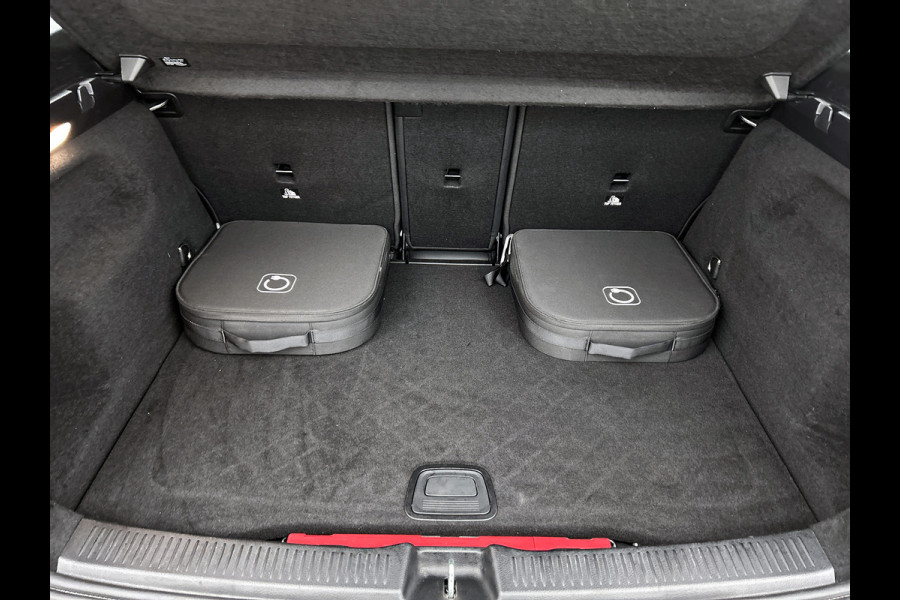 Mercedes-Benz B-Klasse 250 e Star Edition AMG Line Keyless go Comfort pakket | Trekhaak | Achteruitrijcamera | Inclusief 24 maanden MB Certified garantie voor Europa.