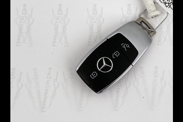 Mercedes-Benz B-Klasse 250 e Star Edition AMG Line Keyless go Comfort pakket | Trekhaak | Achteruitrijcamera | Inclusief 24 maanden MB Certified garantie voor Europa.
