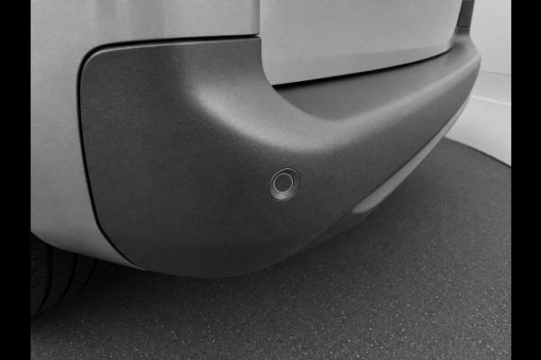 Opel Combo 1.5D L1H1 102 pk Edition Navigatie Apple CarPlay Android Auto Parkeerhulp achter Airco DAB