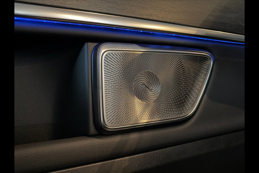 Mercedes-Benz EQV 300 L3 Facelift - 7pers - AMG - Elec. deuren - Airco achter - 360 - Airmatic - Burmeist. - Incl Garantie