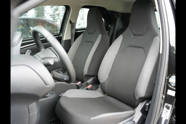 Toyota Aygo X 1.0 VVT-i S-CVT Play | Adaptieve Cruise | Achteruitrijcamera | Apple Carplay/Android Auto |