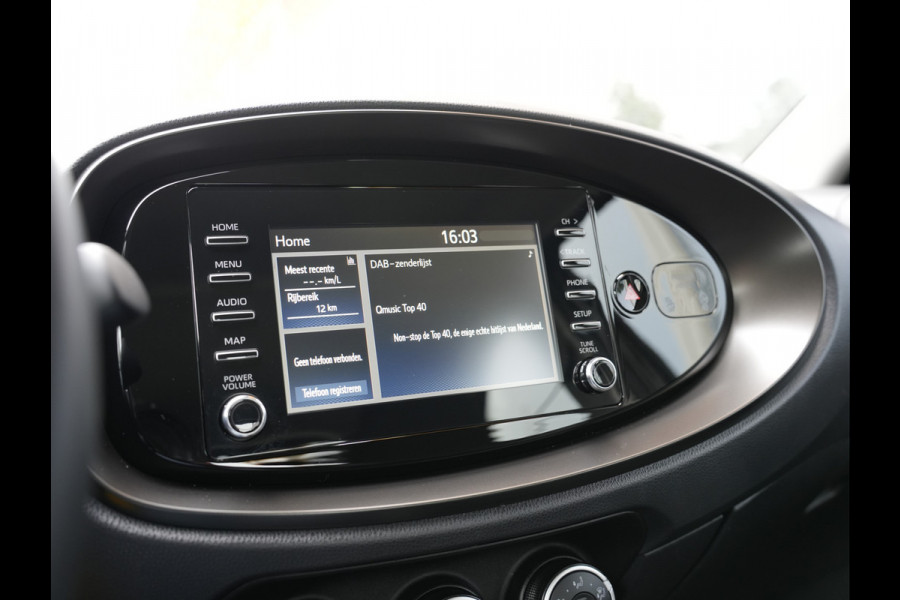 Toyota Aygo X 1.0 VVT-i S-CVT Play | Adaptieve Cruise | Achteruitrijcamera | Apple Carplay/Android Auto |