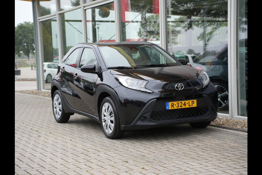 Toyota Aygo X 1.0 VVT-i S-CVT Play | Adaptieve Cruise | Achteruitrijcamera | Apple Carplay/Android Auto |