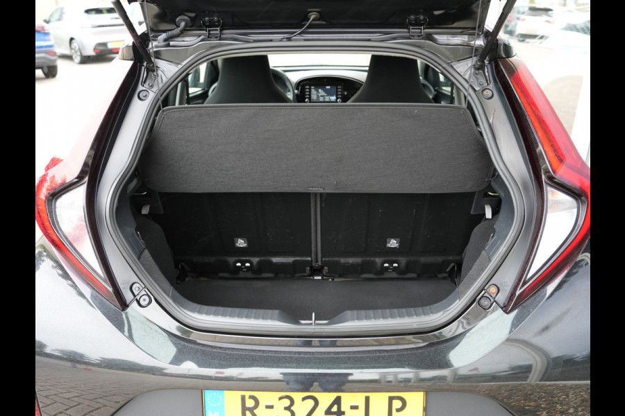 Toyota Aygo X 1.0 VVT-i S-CVT Play | Adaptieve Cruise | Achteruitrijcamera | Apple Carplay/Android Auto |
