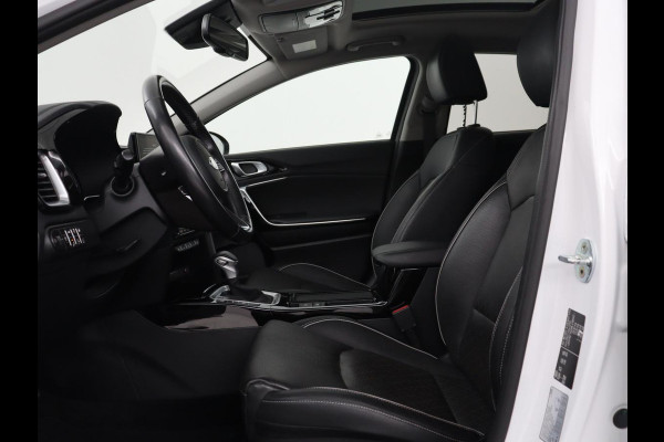 Kia XCeed 1.6 GDi PHEV ExecutiveLine | Panoramadak | Half leder | Stuur/stoel verwarming | Adaptive cruise | Stoelverkoeling | Climate control | Carplay | Camera | Park assist | Virtueel dashboard | PHEV