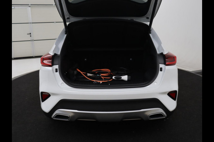 Kia XCeed 1.6 GDi PHEV ExecutiveLine | Panoramadak | Half leder | Stuur/stoel verwarming | Adaptive cruise | Stoelverkoeling | Climate control | Carplay | Camera | Park assist | Virtueel dashboard | PHEV
