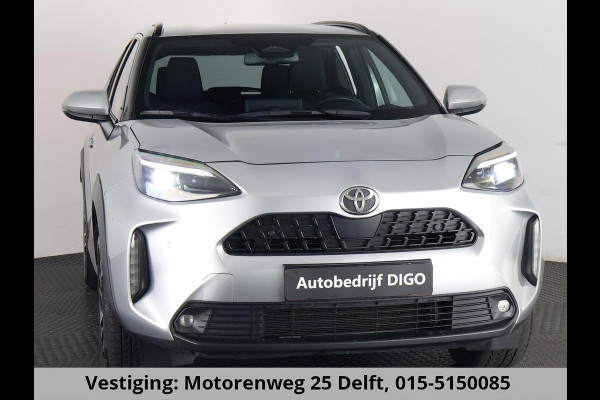 Toyota Yaris Cross 1.5 HYBRID DYNAMIC LUXURY GARANTIE 2035 ! PARKEERSENSOREN VOOR & ACHTER . STOEL/STUUR VERWARMING . NAVIGATIE .
