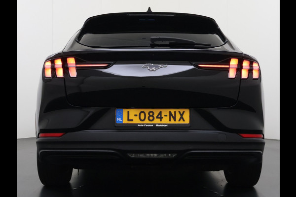 Ford Mustang Mach-E Extended RWD 98kWh Technology Pack Plus Panoramadak Trekhaak Adap.Cruise SOH 94% B&O-Audio 360°Camera Leder Elek.Stoelen+ Apple Carplay Android Auto Elek.Achterklep Lmv 18" Pdc Led Isofix DAB 1e Eigenaar 750KG Trekgewicht Origineel Nederlandse Auto