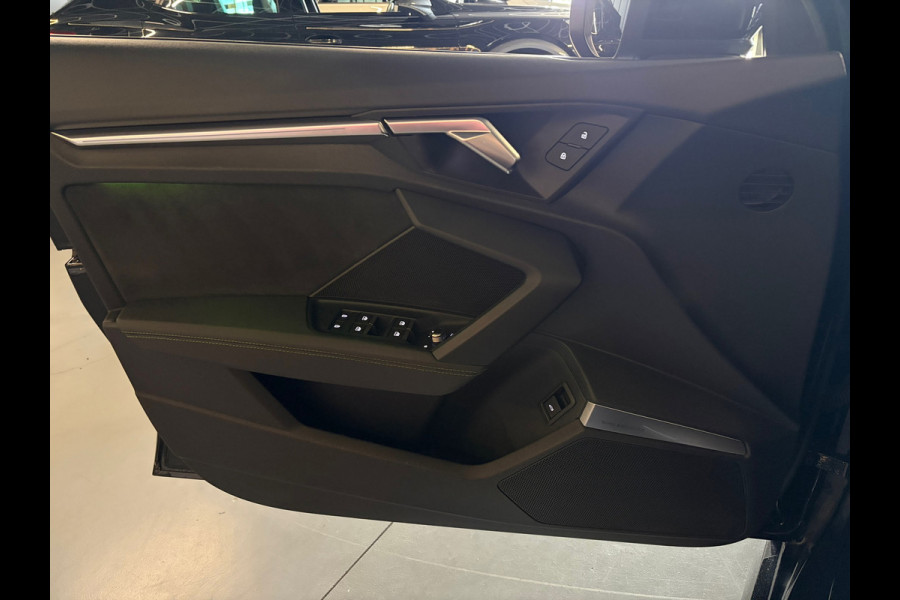 Audi 2.5 TFSI RS3 quattro 2.5 TFSI RS3 quattro HULK|KERAMISCH|PPF|PANO|Hud|B&O