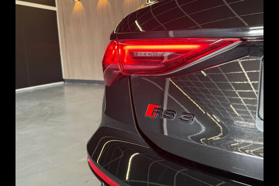 Audi 2.5 TFSI RS3 quattro 2.5 TFSI RS3 quattro HULK|KERAMISCH|PPF|PANO|Hud|B&O