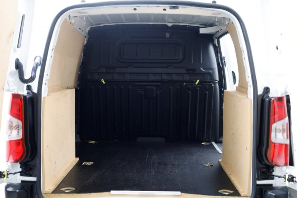 Citroën Berlingo 1.2 PureTech 110pk Benzine Automaat Airco/Navi/3Pers. 12-2021