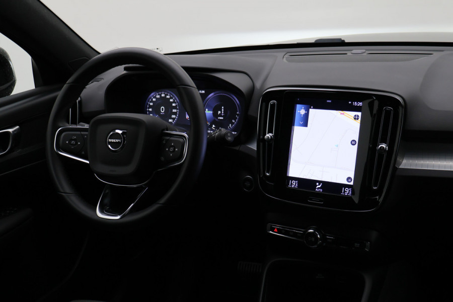Volvo XC40 1.5 T4 Plug-in hybrid Core Bright SOH 99,6%, Camera, Apple Carplay, Lane Assist, Keyless, PDC