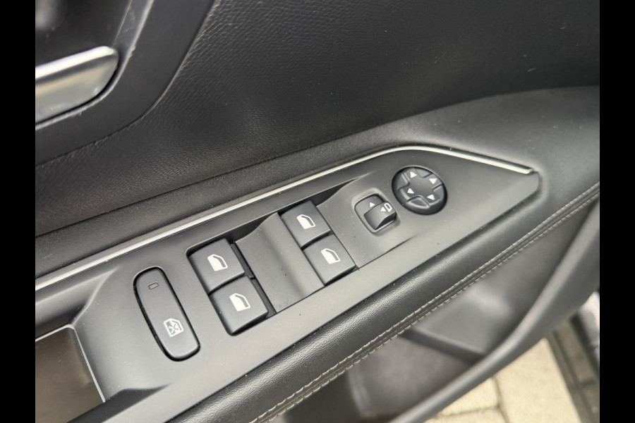 Peugeot 3008 BWJ 11-2019 | 1.2T 131PK BL Premium | LEER | CAMERA A | CLIMA | NAVI | CRUISE | CARPLAY | PDC 2X |