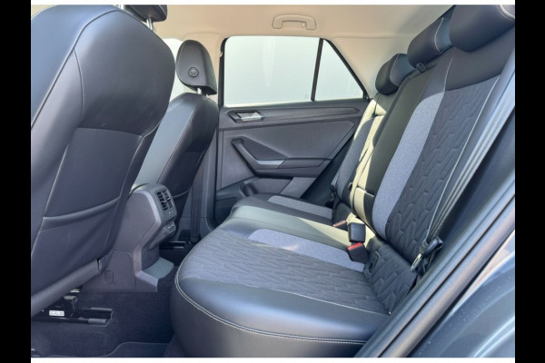 Volkswagen T-Roc TSI 115PK LIFE GOAL EDITION NAVI/CARPLAY/PDC