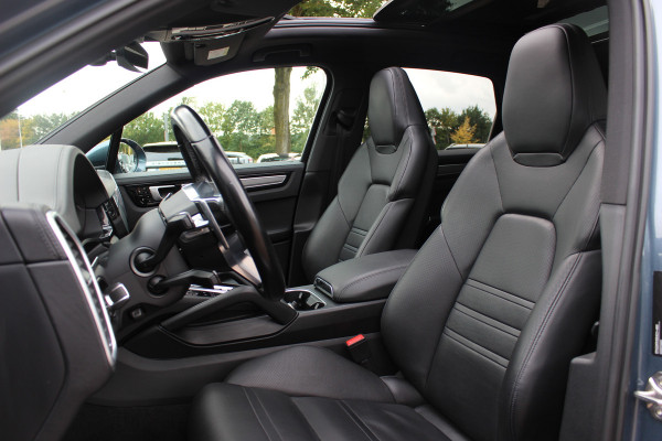 Porsche Cayenne 3.0 / Panoramadak / 360Camera / Achterasbesturing / Adaptieve Stoelen / Luchtvering / 21'' / Bose / Matrix LED / Sportchrono / Stoelventilatie+Verwarming / Stuurverwarmd / Dodehoek / DAB / Cruise