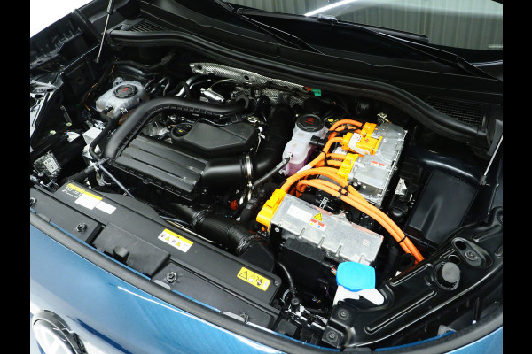 Volkswagen Tayron 1.5 eHybrid Elegance 204PK | Leder/Alcantara | Trekhaak | Massage | 360 | Sfeerlicht | Adaptive Cruise | Matrix