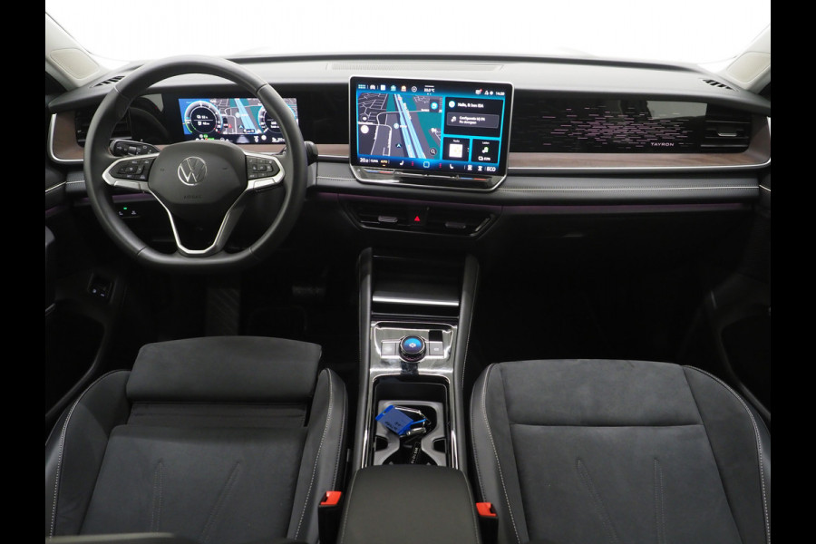 Volkswagen Tayron 1.5 eHybrid Elegance 272PK | Leder/Alcantara | Trekhaak | Massage | 360 | Sfeerlicht | Adaptive Cruise | Matrix