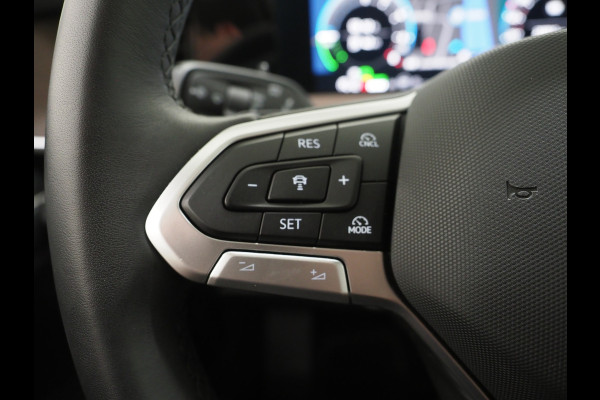 Volkswagen Tayron 1.5 eHybrid Elegance 272PK | Leder/Alcantara | Trekhaak | Massage | 360 | Sfeerlicht | Adaptive Cruise | Matrix