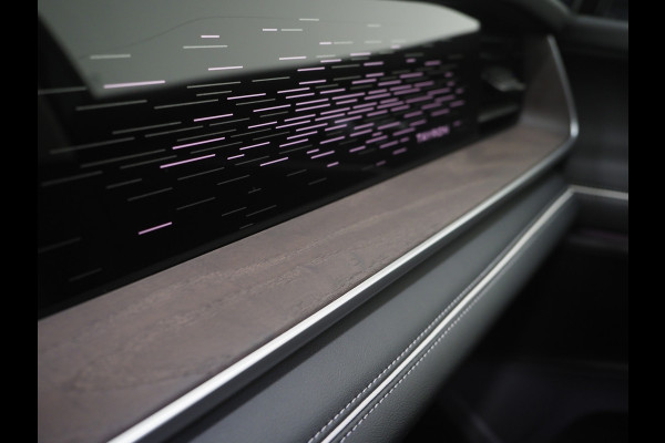Volkswagen Tayron 1.5 eHybrid Elegance 272PK | Leder/Alcantara | Trekhaak | Massage | 360 | Sfeerlicht | Adaptive Cruise | Matrix