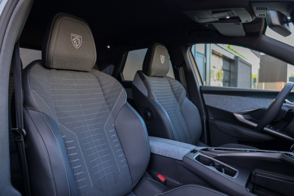 Peugeot 3008 1.2 Hybrid 145 GT | BTW | CARPLAY | 360 | STOEL&STUURVERWARMING | ACC |