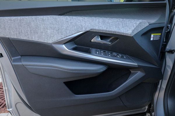 Peugeot 3008 1.2 Hybrid 145 GT | BTW | CARPLAY | 360 | STOEL&STUURVERWARMING | ACC |