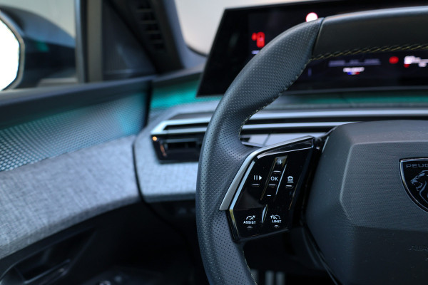 Peugeot 3008 1.2 Hybrid 145 GT | BTW | CARPLAY | 360 | STOEL&STUURVERWARMING | ACC |