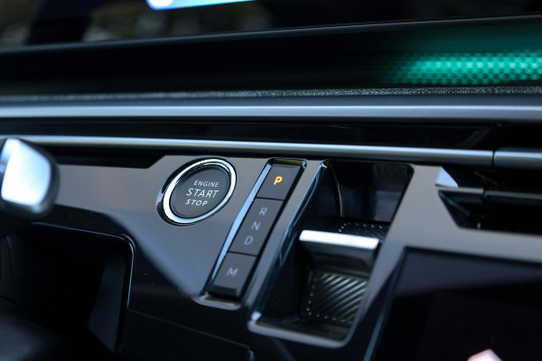 Peugeot 3008 1.2 Hybrid 145 GT | BTW | CARPLAY | 360 | STOEL&STUURVERWARMING | ACC |