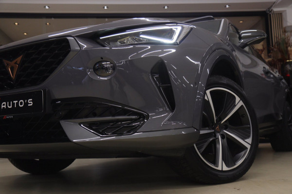 CUPRA Formentor 1.5 TSI Style PANO/CARPLAY/SFEERV/DODEHOEK/LANEASSIT/KEYLESS/VOL