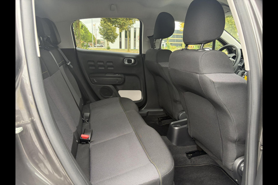 Citroën C3 1.2 PureTech S&S Shine D-riem vv in 02-2025 l 1e Eigenaar l Dealer Onderhouden l 110pk l Navi l Camera l Carplay l Clima l Cruise l Lm velgen l 6 Bak l Rijstrooksensor l Pdc l N.A.P l Apk tot 03-2027