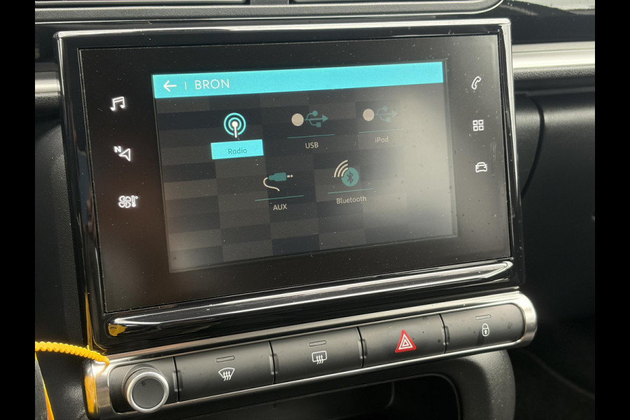 Citroën C3 1.2 PureTech S&S Shine D-riem vv in 02-2025 l 1e Eigenaar l Dealer Onderhouden l 110pk l Navi l Camera l Carplay l Clima l Cruise l Lm velgen l 6 Bak l Rijstrooksensor l Pdc l N.A.P l Apk tot 03-2027
