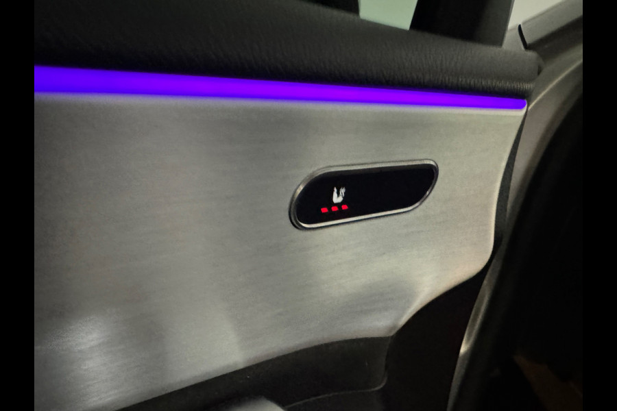 Mercedes-Benz A-Klasse 180 Business Solution AMG Pano|Stoelverwarming|Camera|Lane Assist|BlindSpot