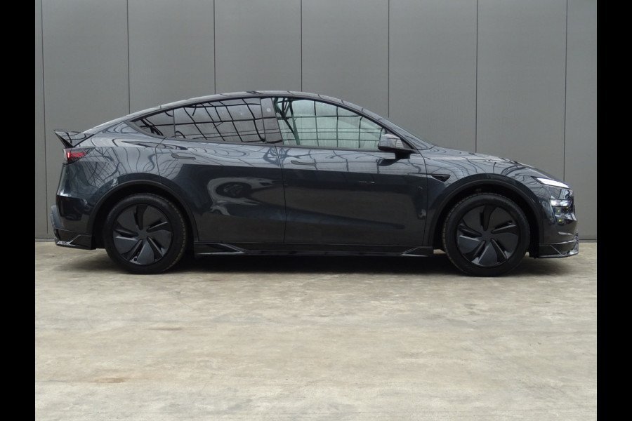 Tesla Model Y Premium Long Range RWD 78.1 kWh * EYE-CATCHER !!