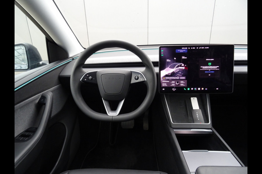 Tesla Model Y Premium Long Range RWD 78.1 kWh * EYE-CATCHER !!