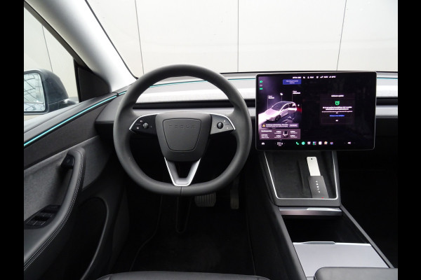 Tesla Model Y Premium Long Range RWD 78.1 kWh * EYE-CATCHER !!