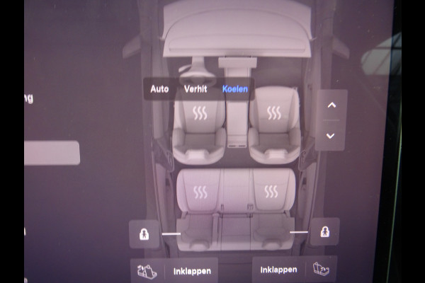Tesla Model Y Premium Long Range RWD 78.1 kWh * EYE-CATCHER !!