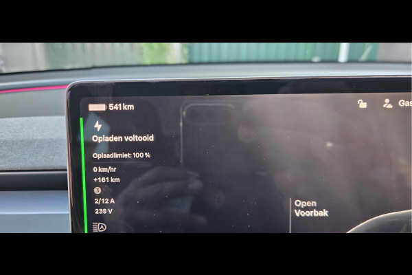 Tesla Model Y Premium Long Range RWD 78.1 kWh * EYE-CATCHER !!