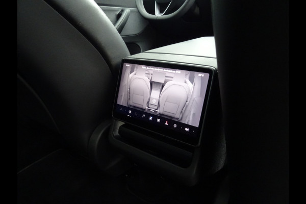 Tesla Model Y Premium Long Range RWD 78.1 kWh * EYE-CATCHER !!