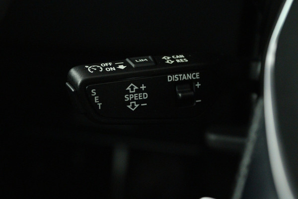 Audi A6 Avant 55 TFSI e quattro Pro Line S Competition (PANORAMADAK, TREKHAAK, CAMERA, STOELVERWAMRING, ELEKT. STOELEN)
